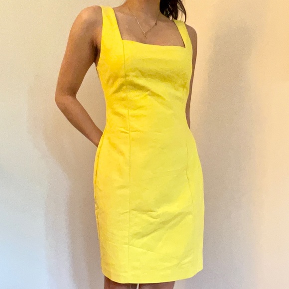 Zara: Yellow MIDI dress - Picture 2 of 4